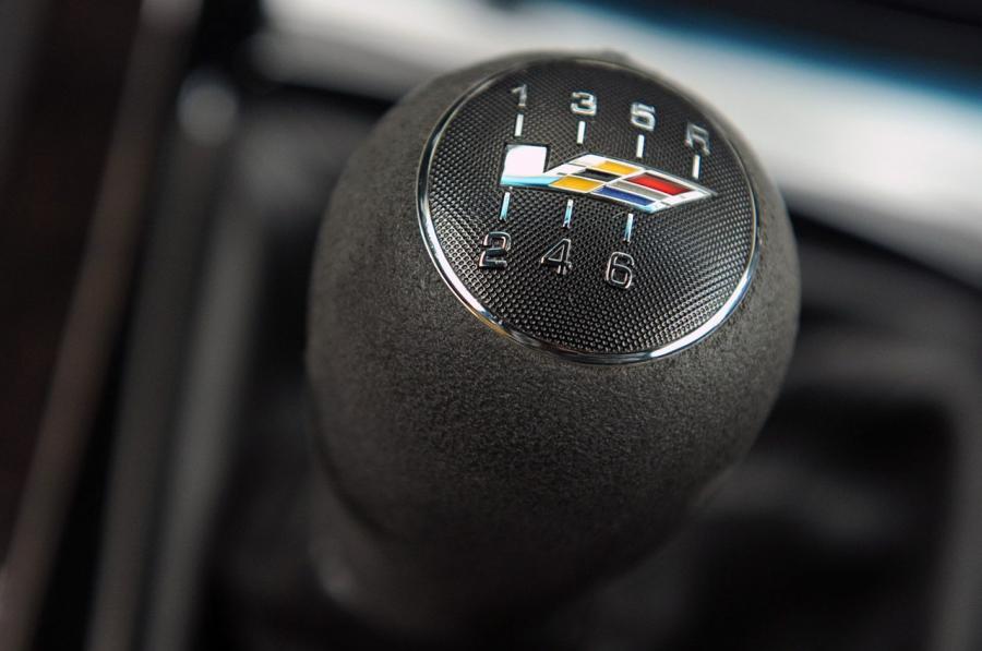  Cadillac CTS-V Coupe 2011 года  (фото 9 из 71)